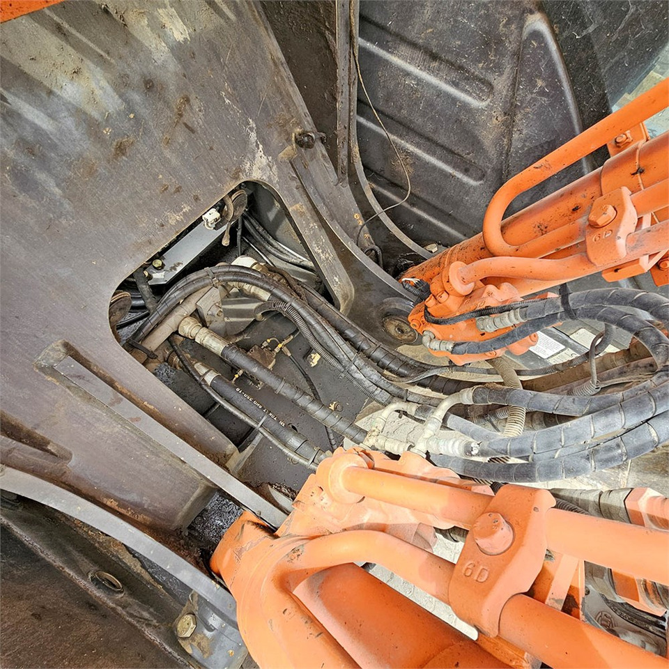 Лизинг на Hitachi ZX210 LC-5B Hitachi ZX210 LC-5B: снимка 21