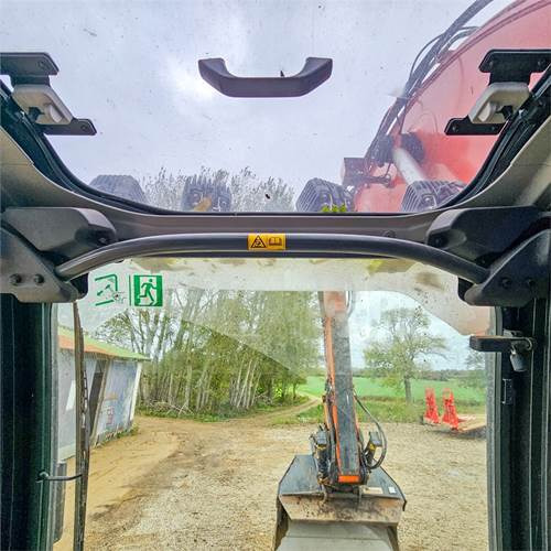 Верижен багер Hitachi ZX210 LC-6: снимка 22 Верижен багер Hitachi ZX210 LC-6: снимка 22