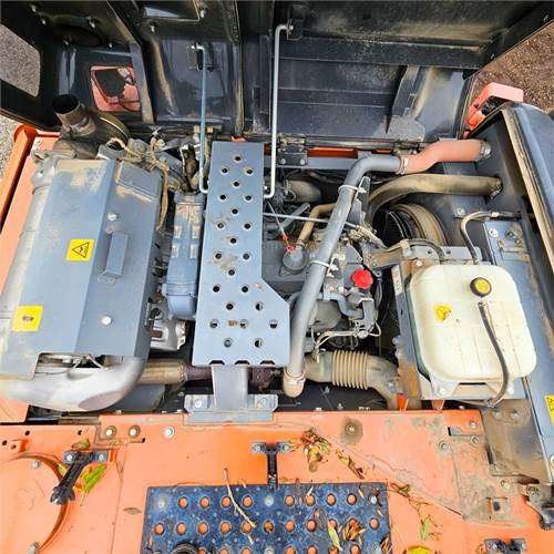 Верижен багер Hitachi ZX210 LC-6: снимка 39 Верижен багер Hitachi ZX210 LC-6: снимка 39