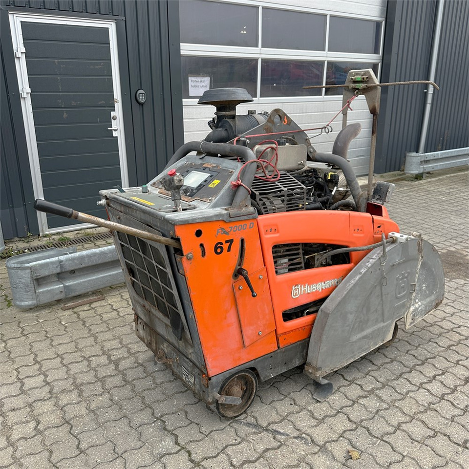 Husqvarna FS7000 D - Машина за бетон: снимка 4 Husqvarna FS7000 D - Машина за бетон: снимка 4