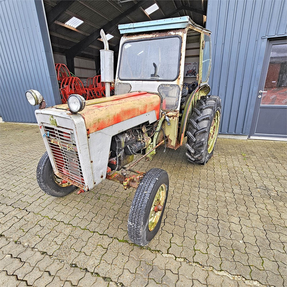 IH 276 - Трактор: снимка 2 IH 276 - Трактор: снимка 2