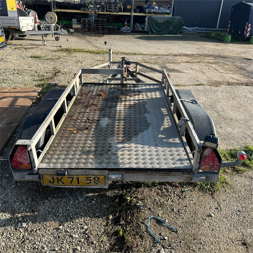 Ifor Williams 4 - Ремарке за кола: снимка 3 Ifor Williams 4 - Ремарке за кола: снимка 3