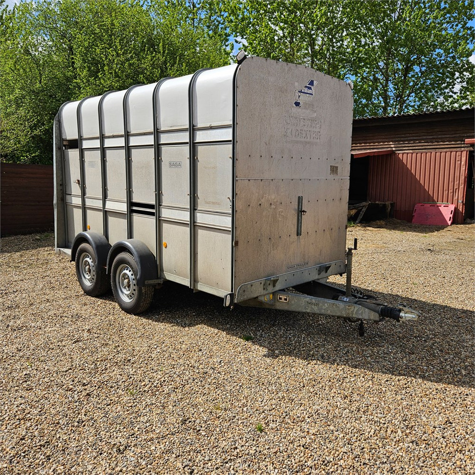 Ifor Williams Dyretransport - За превоз на животни ремарке: снимка 1 Ifor Williams Dyretransport - За превоз на животни ремарке: снимка 1