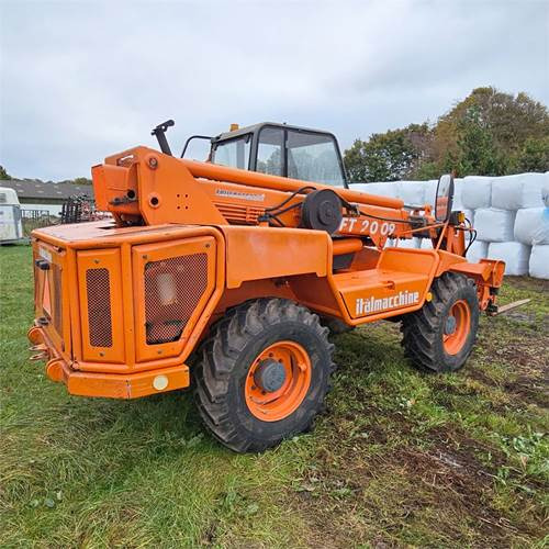 Italmacchine / Terex Lift 2009 - Телескопичен товарач: снимка 3 Italmacchine / Terex Lift 2009 - Телескопичен товарач: снимка 3