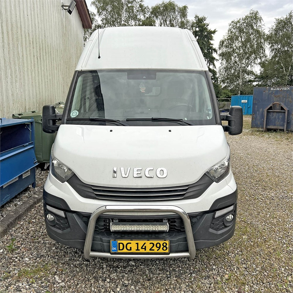 Iveco 35s18 - Товарен бус: снимка 2 Iveco 35s18 - Товарен бус: снимка 2