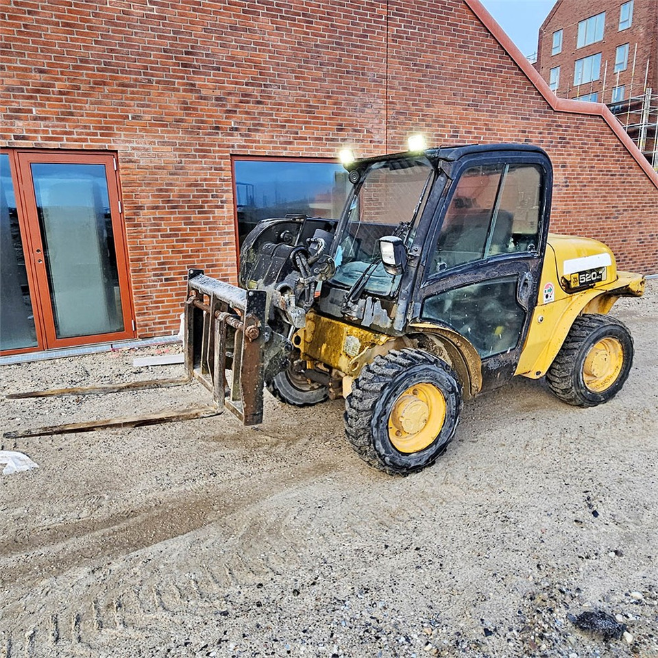 JCB 520-40 - Телескопичен товарач: снимка 1 JCB 520-40 - Телескопичен товарач: снимка 1