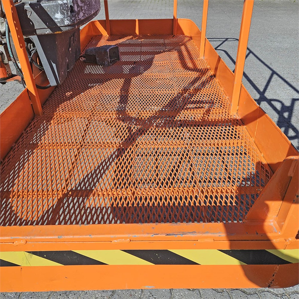 Артикулираща платформа JLG 1250 AJP: снимка 12