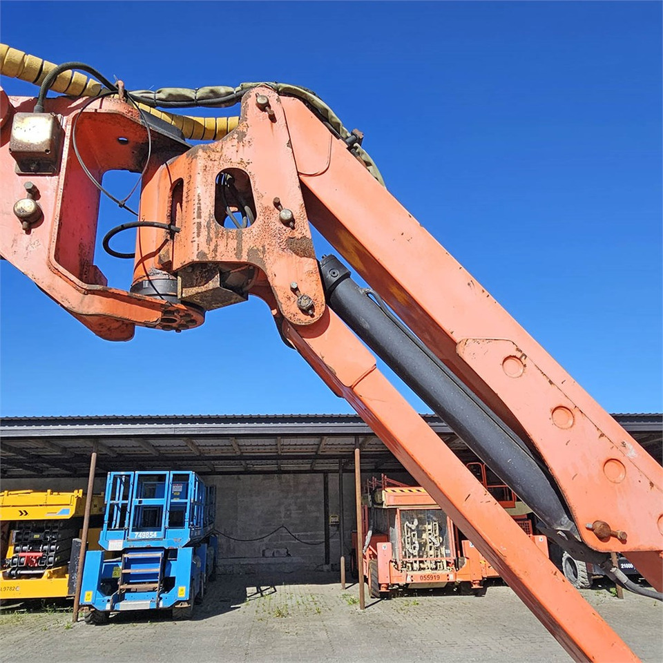 Артикулираща платформа JLG 1250 AJP: снимка 26