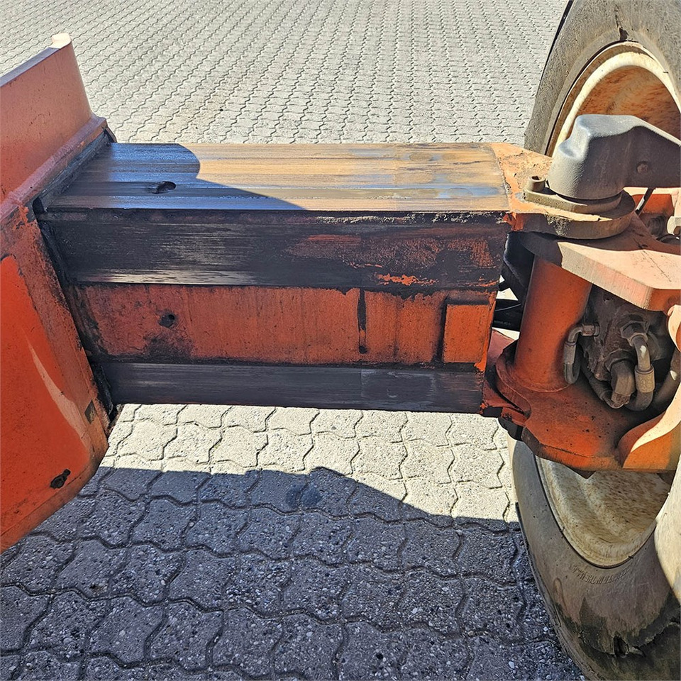 Артикулираща платформа JLG 1250 AJP: снимка 40
