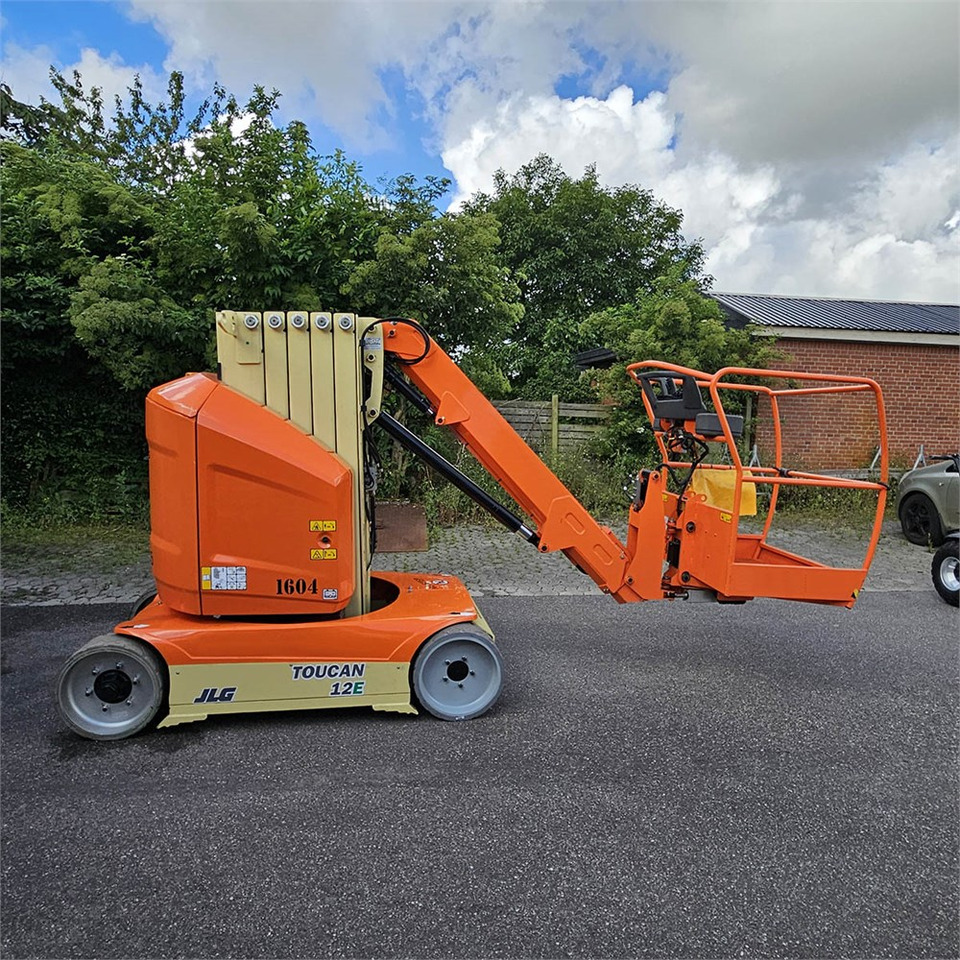 JLG Toucan 12 E - Вертикална работна платформа: снимка 3 JLG Toucan 12 E - Вертикална работна платформа: снимка 3