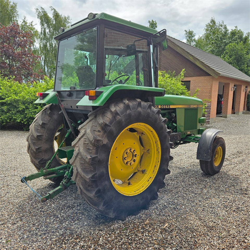 John Deere 3040 - Трактор: снимка 5 John Deere 3040 - Трактор: снимка 5