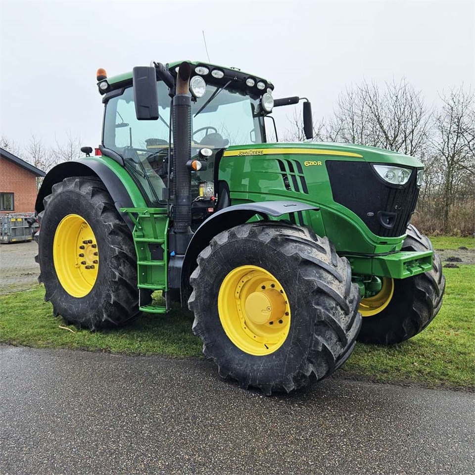John Deere 6210 R - Трактор: снимка 1 John Deere 6210 R - Трактор: снимка 1