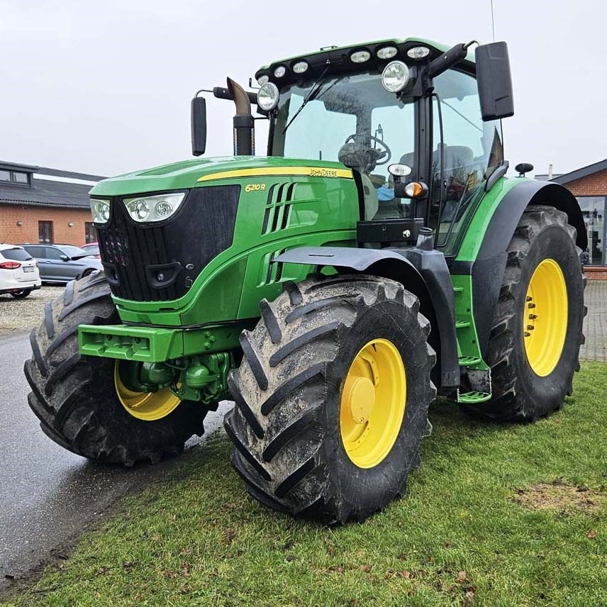 John Deere 6210 R - Трактор: снимка 3 John Deere 6210 R - Трактор: снимка 3