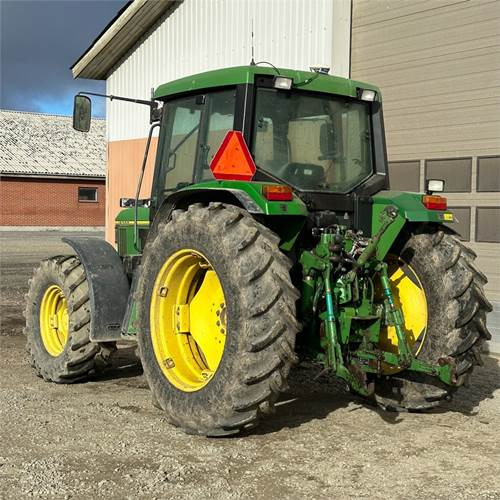 John Deere 6300 - Трактор: снимка 3 John Deere 6300 - Трактор: снимка 3