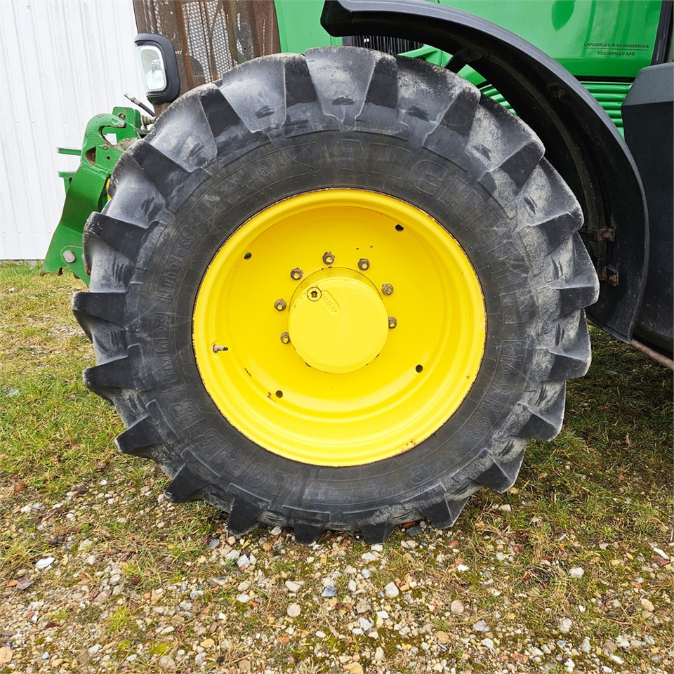Трактор John Deere 6930 MW2: снимка 36