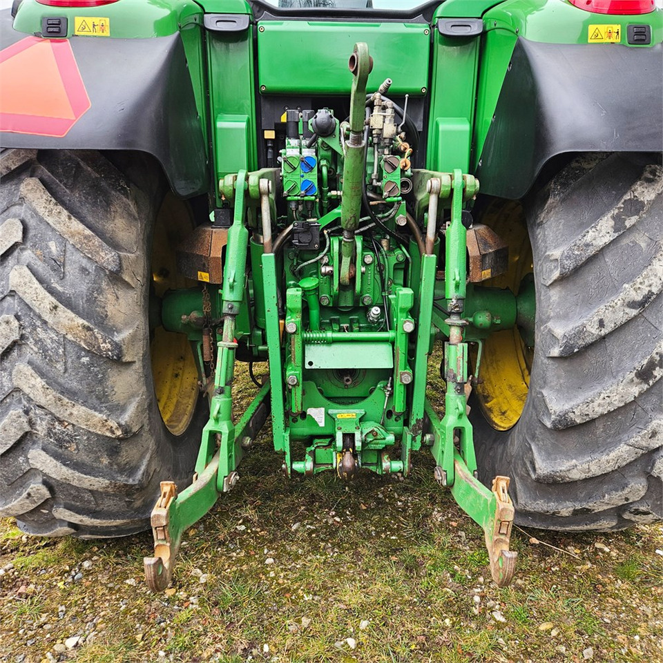 Трактор John Deere 6930 MW2: снимка 23