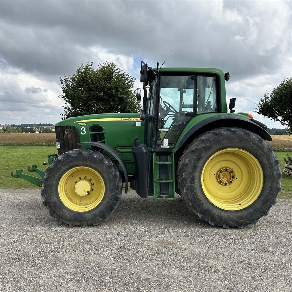 John Deere 7530 - Трактор: снимка 5 John Deere 7530 - Трактор: снимка 5