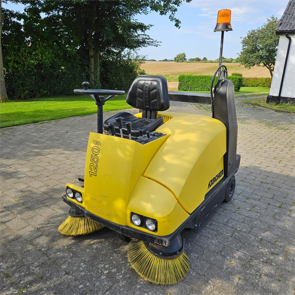Kärcher KMR 1250 B - Професионална метачна машина: снимка 2 Kärcher KMR 1250 B - Професионална метачна машина: снимка 2