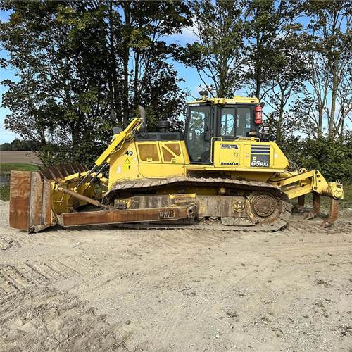 Komatsu D65 PXI-18 - Булдозер: снимка 3 Komatsu D65 PXI-18 - Булдозер: снимка 3