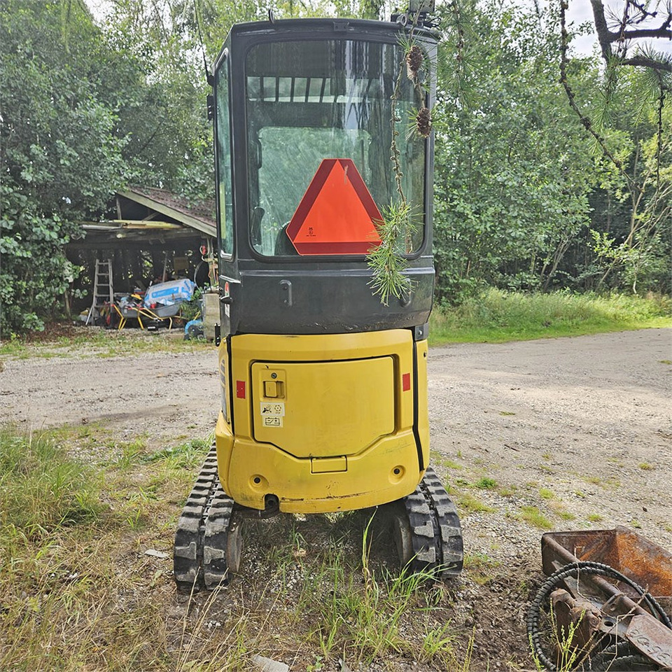 Komatsu PC16 R-3HS - Мини багер: снимка 4 Komatsu PC16 R-3HS - Мини багер: снимка 4