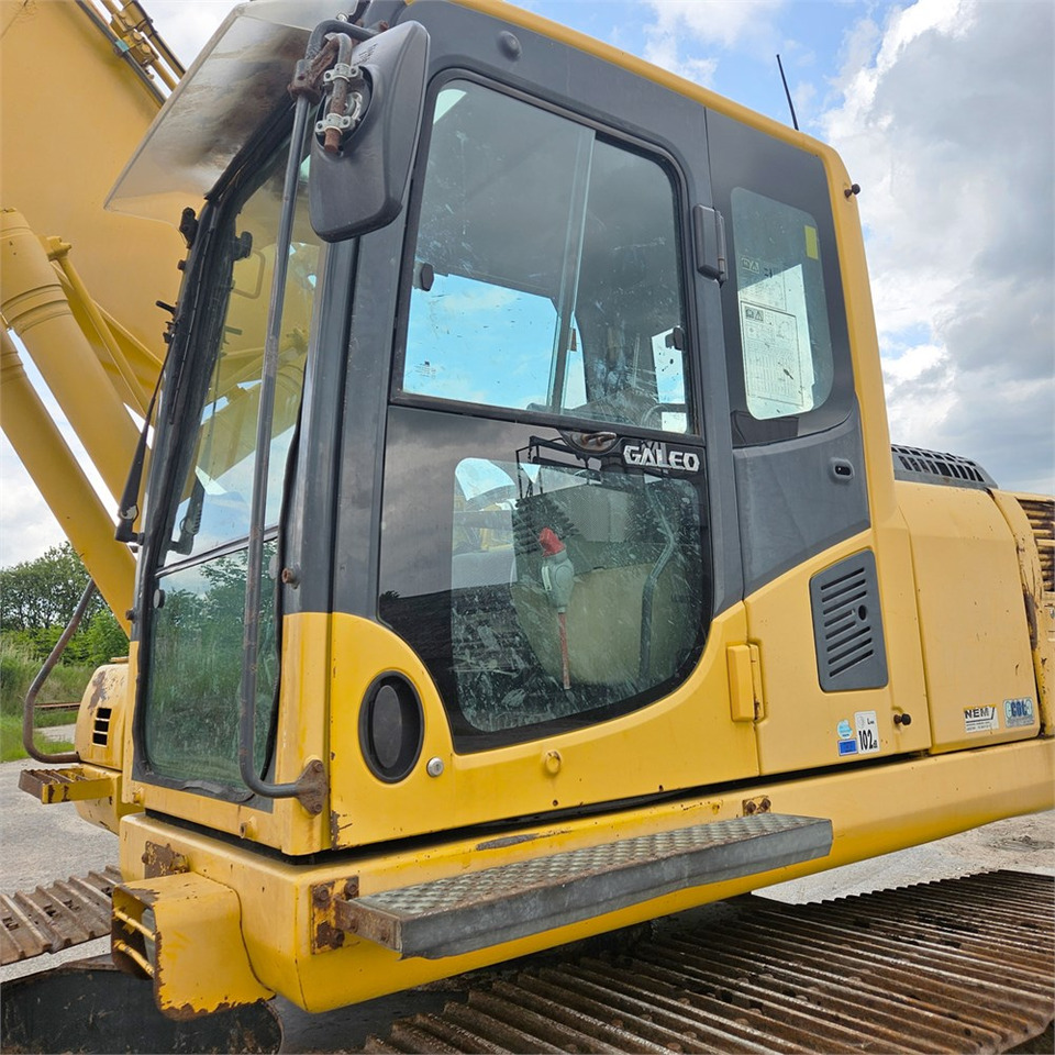 Верижен багер Komatsu PC210 LC-8: снимка 10