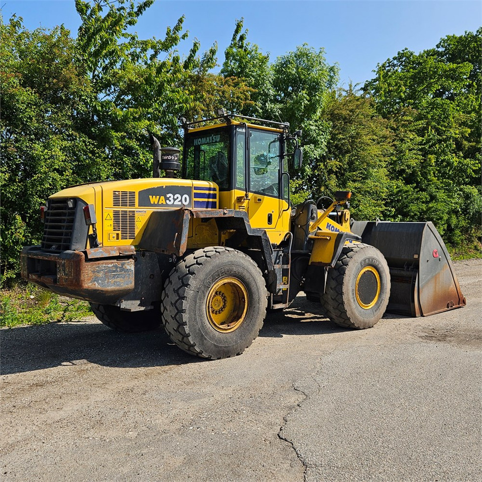 Komatsu WA320-5H - Колесен товарач: снимка 5 Komatsu WA320-5H - Колесен товарач: снимка 5
