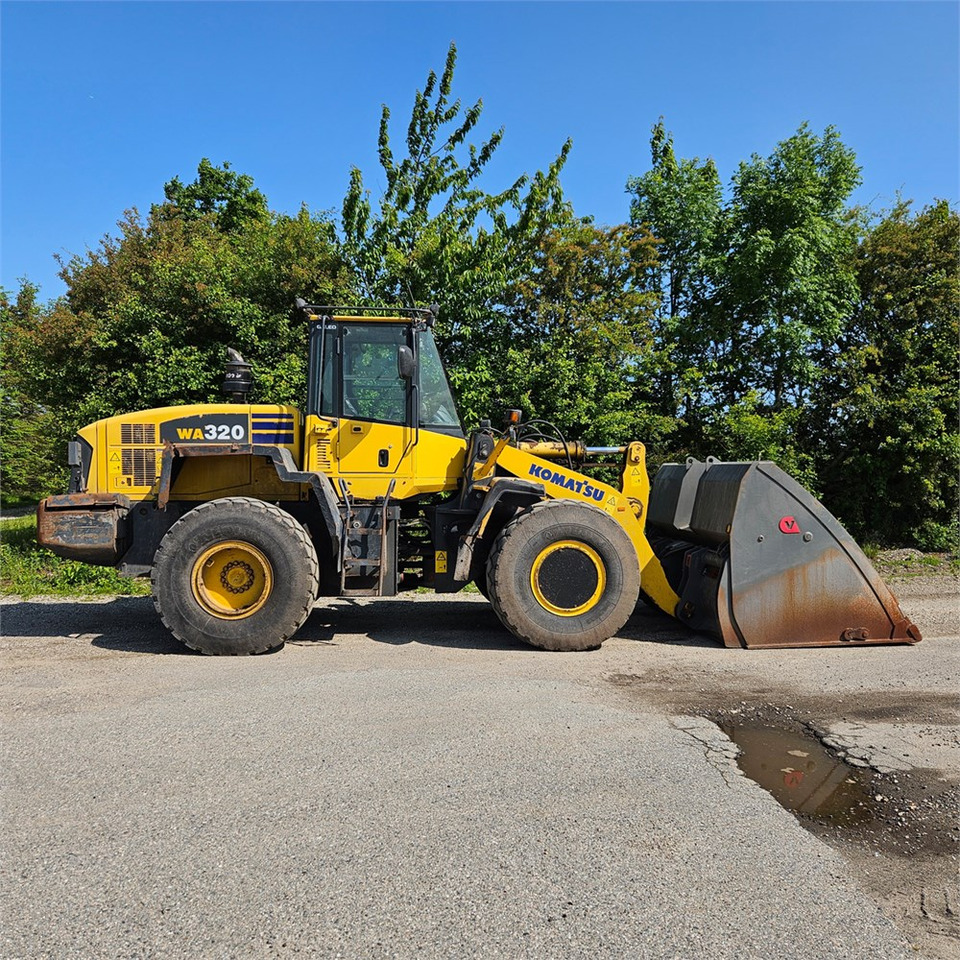 Komatsu WA320-5H - Колесен товарач: снимка 3 Komatsu WA320-5H - Колесен товарач: снимка 3