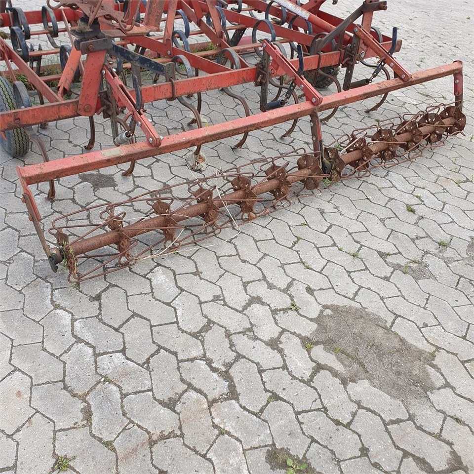 Kongskilde 250 cm - Култиватор: снимка 2 Kongskilde 250 cm - Култиватор: снимка 2