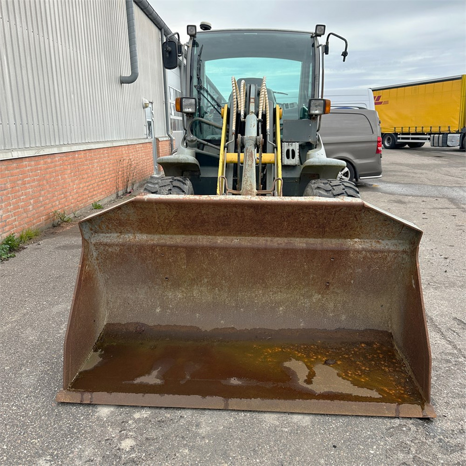 Kramer 380 - Колесен товарач: снимка 4 Kramer 380 - Колесен товарач: снимка 4