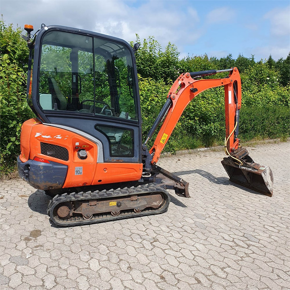 Kubota KX019-4 - Мини багер: снимка 5 Kubota KX019-4 - Мини багер: снимка 5