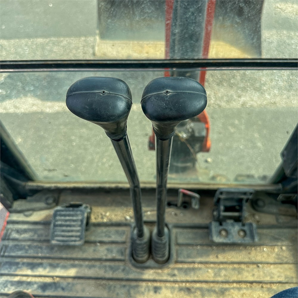 Мини багер Kubota KX019-4: снимка 16
