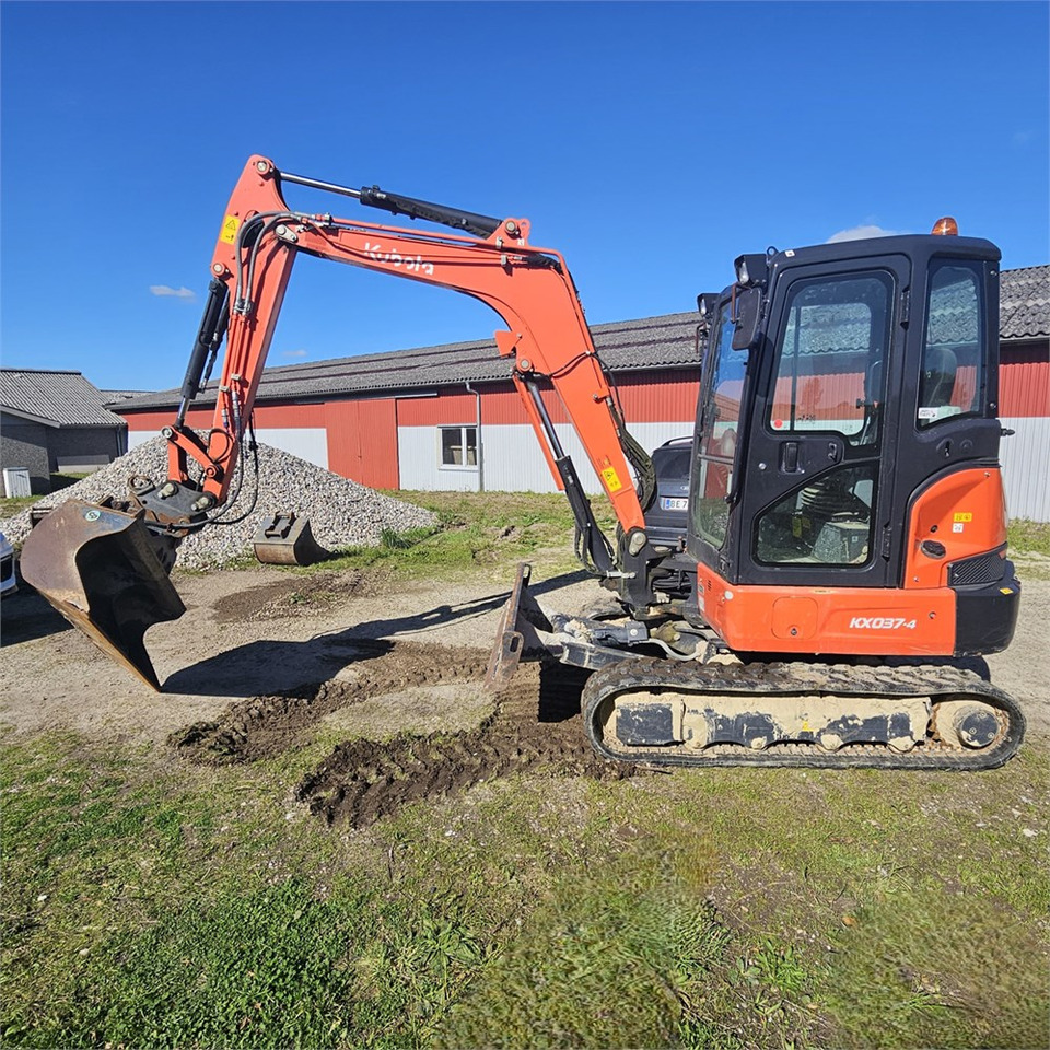 Kubota KX037-4 - Мини багер: снимка 1 Kubota KX037-4 - Мини багер: снимка 1