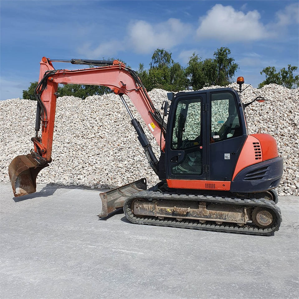 Kubota Kubota KX080-4 - Мини багер: снимка 1 Kubota Kubota KX080-4 - Мини багер: снимка 1