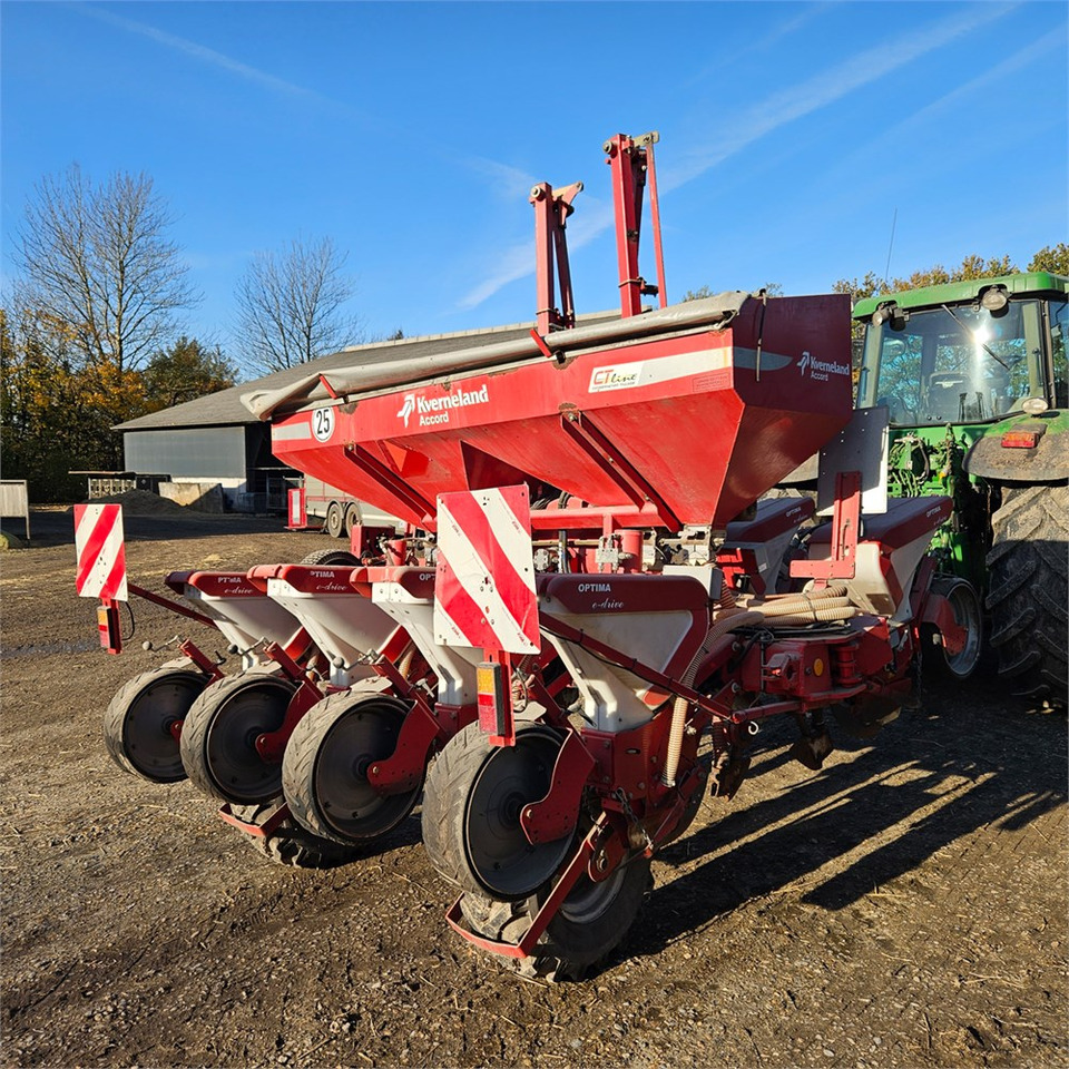Kverneland Optima E-drive 8 - Машина за сеене: снимка 3 Kverneland Optima E-drive 8 - Машина за сеене: снимка 3