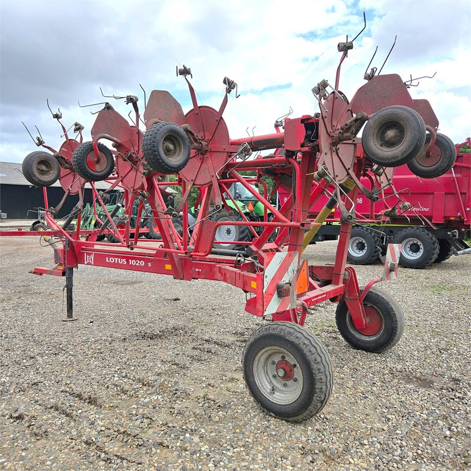 LELY Lotus 1020 s - Машина за сено и фураж: снимка 5 LELY Lotus 1020 s - Машина за сено и фураж: снимка 5