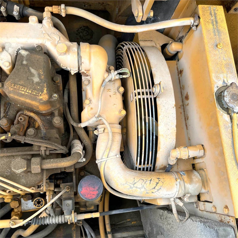 Лизинг на Liebherr A 902 Liebherr A 902: снимка 32 Лизинг на Liebherr A 902 Liebherr A 902: снимка 32