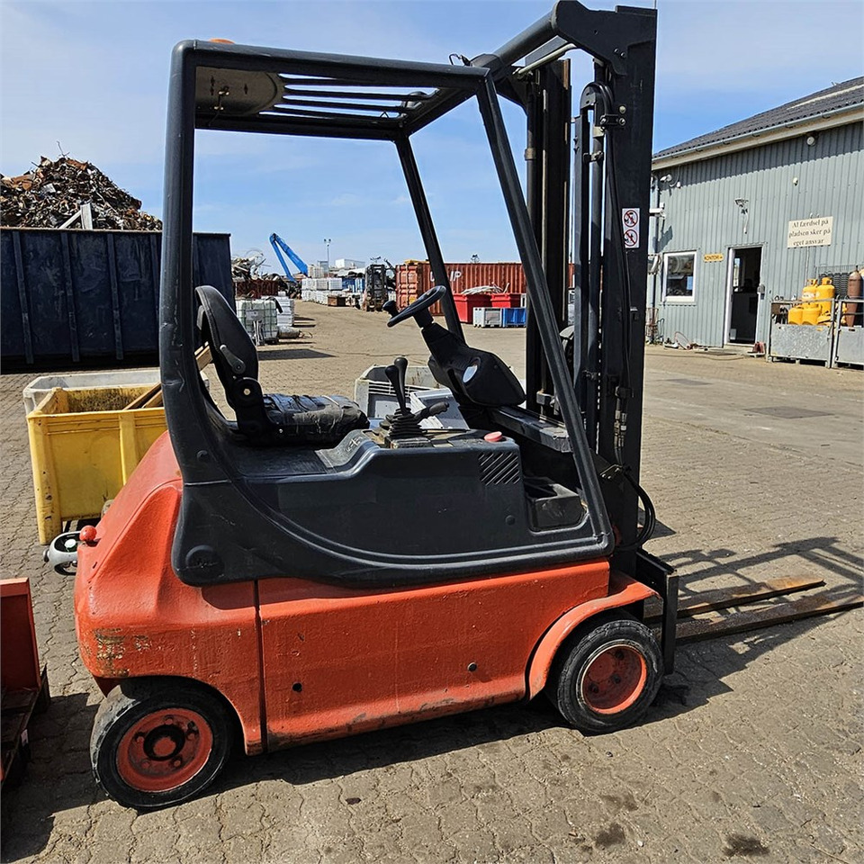 Linde E18P - Мотокар: снимка 3 Linde E18P - Мотокар: снимка 3