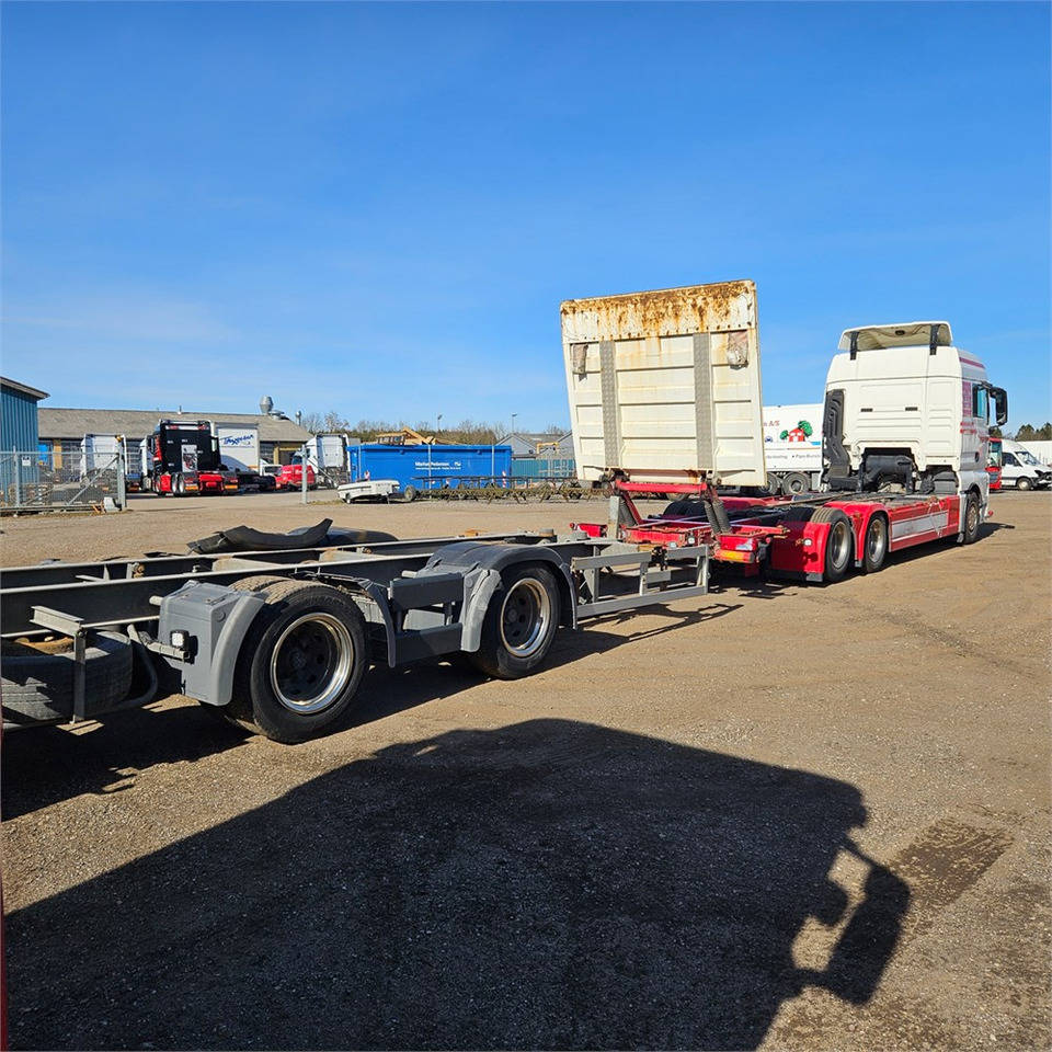 MAN TGX - Контейнеровоз/ Сменна каросерия камион: снимка 2 MAN TGX - Контейнеровоз/ Сменна каросерия камион: снимка 2