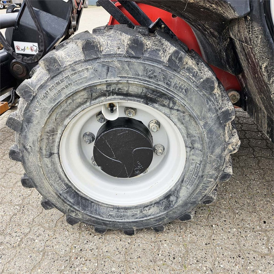 Телескопичен товарач Manitou MT625 H: снимка 40