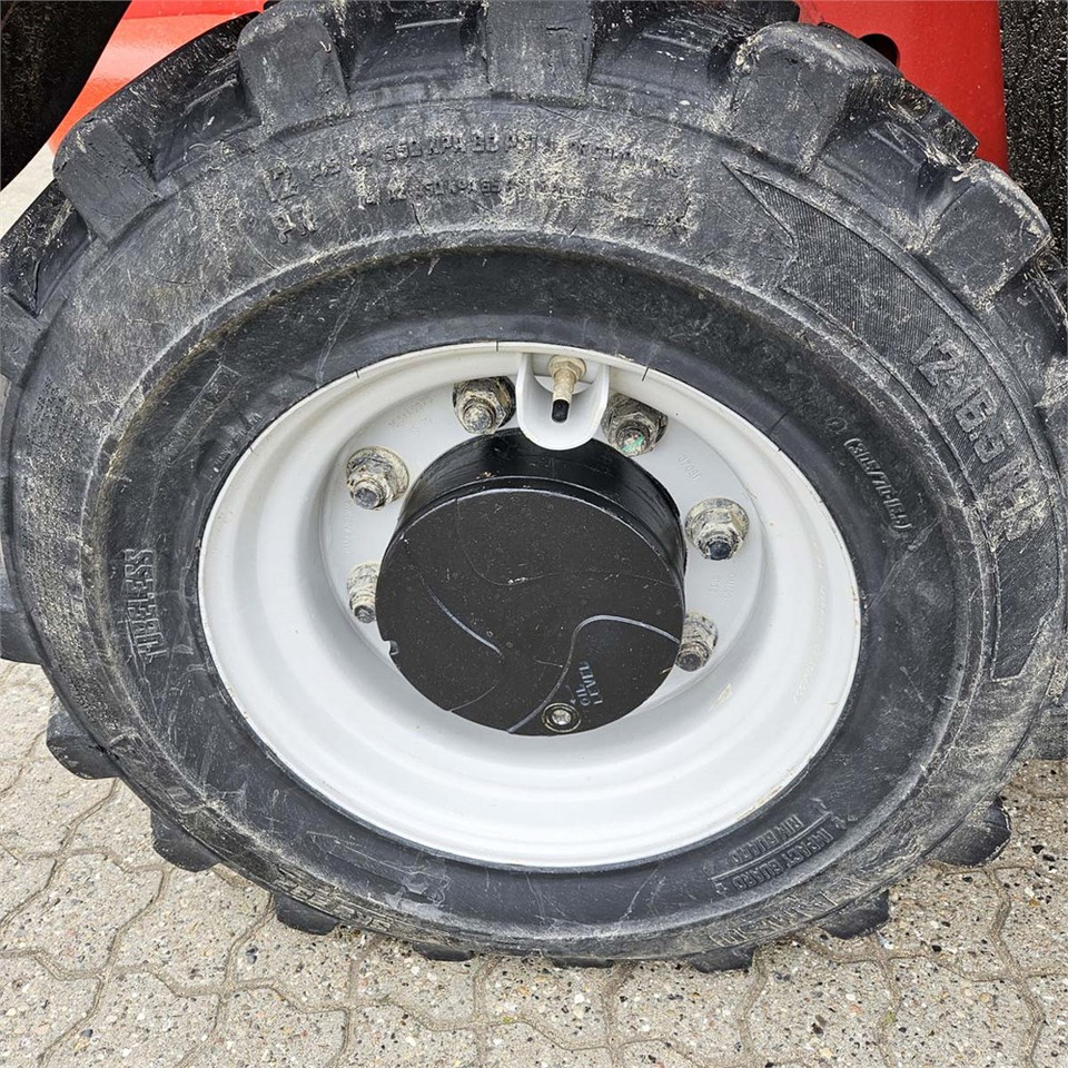 Телескопичен товарач Manitou MT625 H: снимка 43