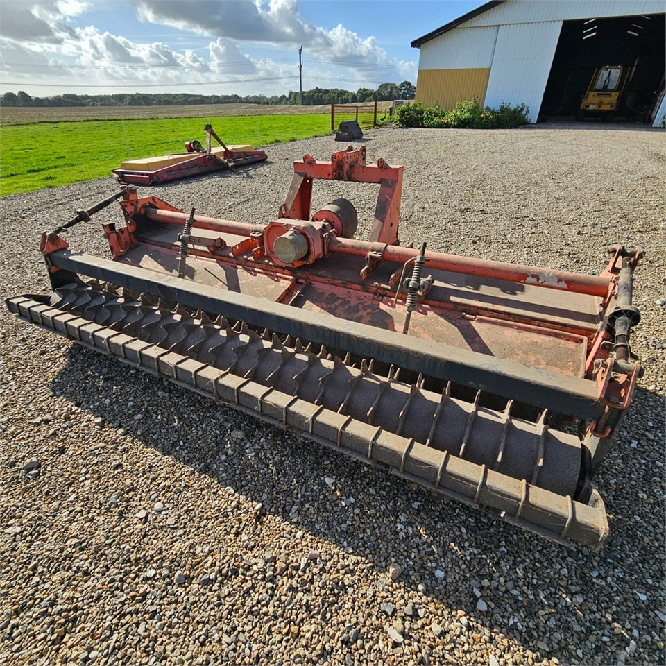 Maschio CB300 - Роторна фреза: снимка 1 Maschio CB300 - Роторна фреза: снимка 1