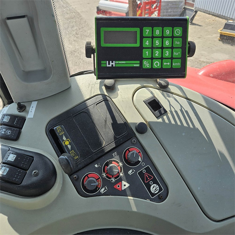 Трактор Massey Ferguson 6480: снимка 17