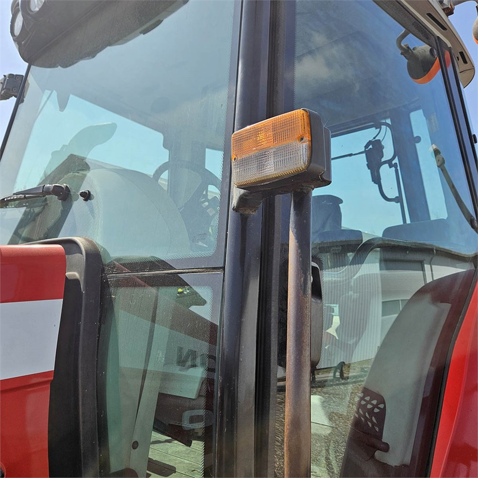 Трактор Massey Ferguson 6480: снимка 45