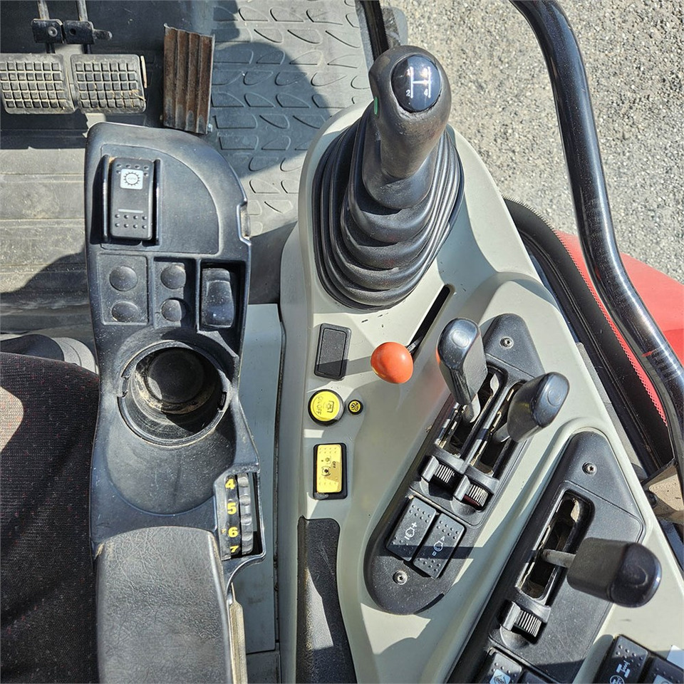 Трактор Massey Ferguson 6480: снимка 15