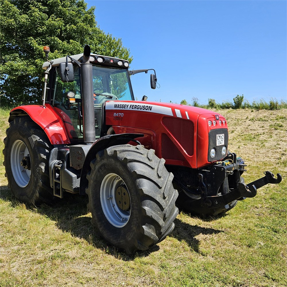 Massey Ferguson MF 8470 Dyna VT - Трактор: снимка 3 Massey Ferguson MF 8470 Dyna VT - Трактор: снимка 3