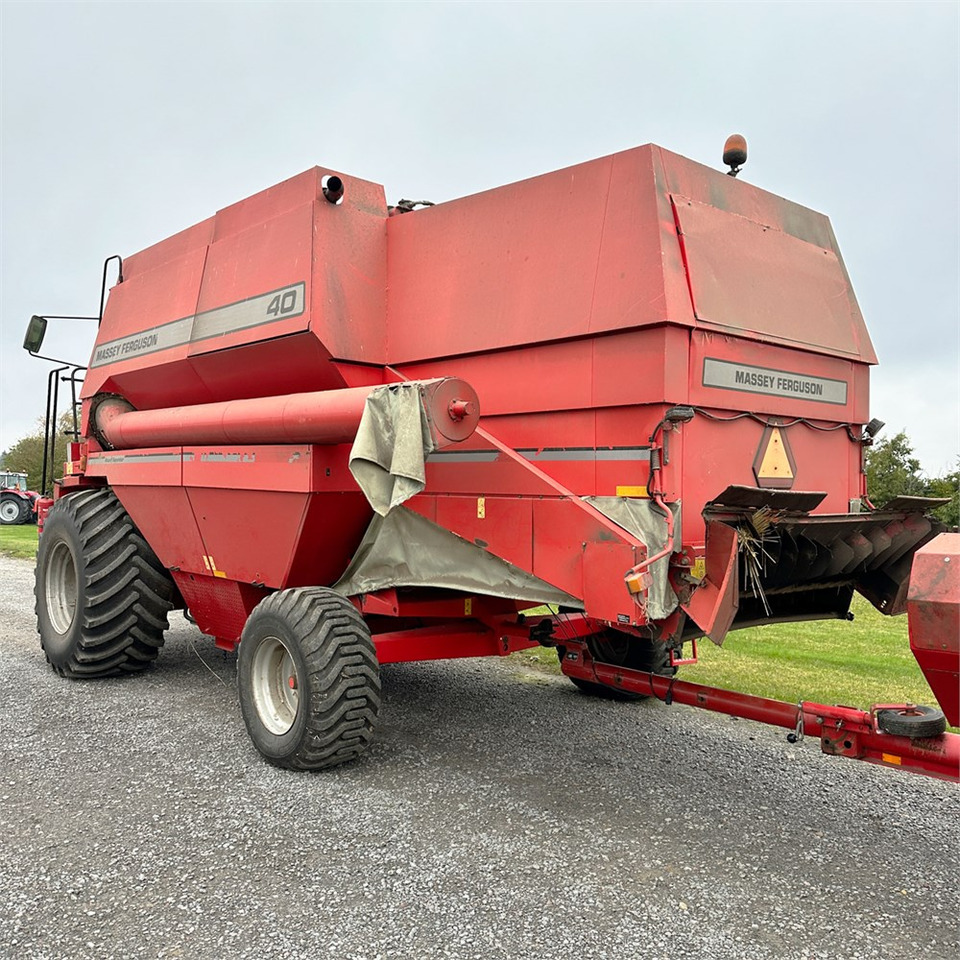 Massey Ferguson MF40 - Комбайн: снимка 4 Massey Ferguson MF40 - Комбайн: снимка 4