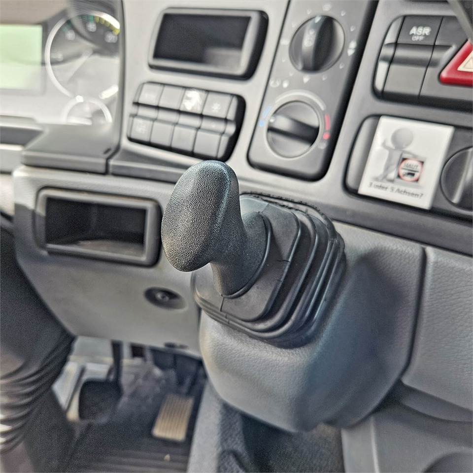 Камион фургон Mercedes Actros 2541: снимка 20