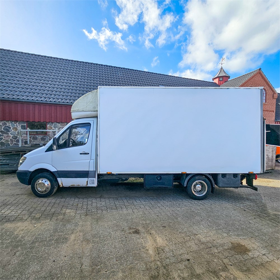Mercedes Sprinter 515 Cdi - Лекотоварен автомобил фургон: снимка 2 Mercedes Sprinter 515 Cdi - Лекотоварен автомобил фургон: снимка 2