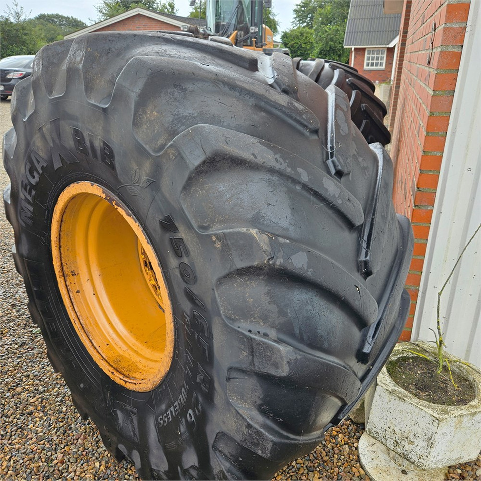 Комплект колела за Товарач Michelin Mega X BIB: снимка 10 Комплект колела за Товарач Michelin Mega X BIB: снимка 10