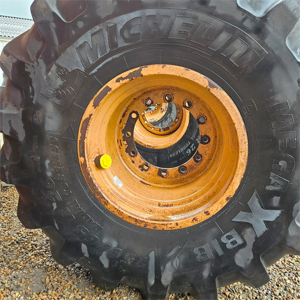 Комплект колела за Товарач Michelin Mega X BIB: снимка 14 Комплект колела за Товарач Michelin Mega X BIB: снимка 14